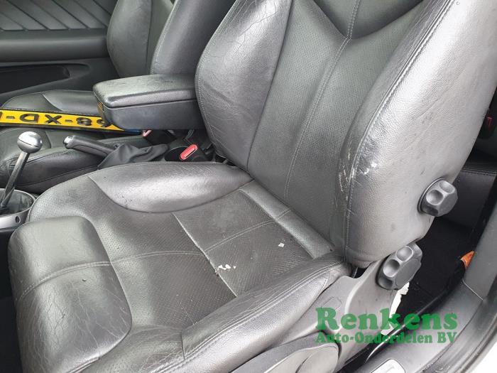 Alfa Romeo GT 2.0 JTS 16V Sloopvoertuig (2007, Zilver)