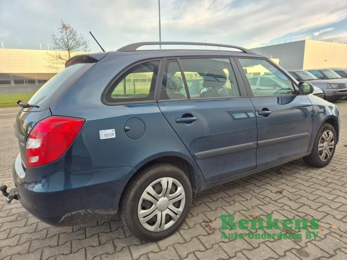 Skoda Fabia II Combi 1.2 TSI Sloopvoertuig (2011, Blauw)