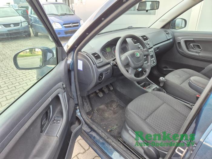 Skoda Fabia II Combi 1.2 TSI Sloopvoertuig (2011, Blauw)