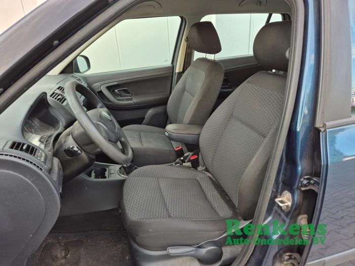 Skoda Fabia II Combi 1.2 TSI Sloopvoertuig (2011, Blauw)