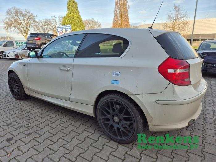 BMW 1 serie 118i 16V Sloopvoertuig (2008, Wit)