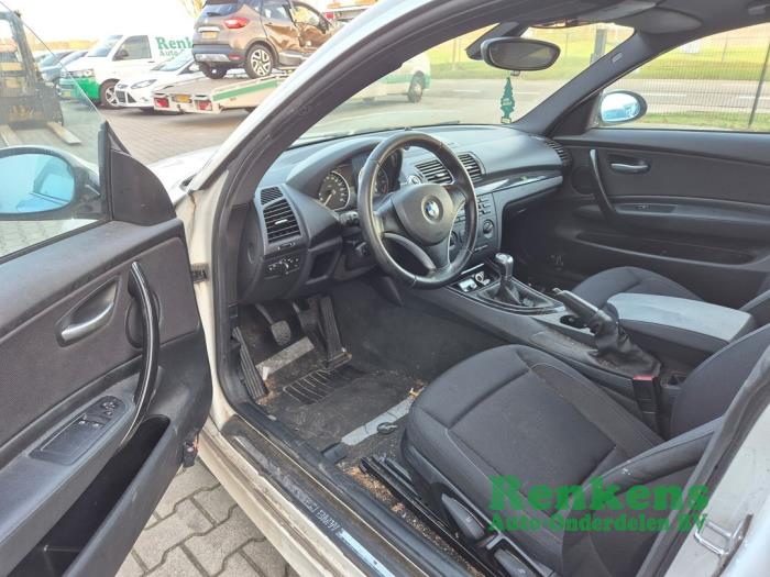 BMW 1 serie 118i 16V Sloopvoertuig (2008, Wit)