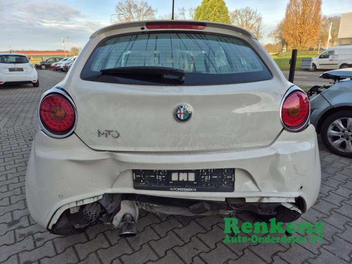 Alfa Romeo MiTo 1.4 Turbo 16V Sloopvoertuig (2009, Wit)