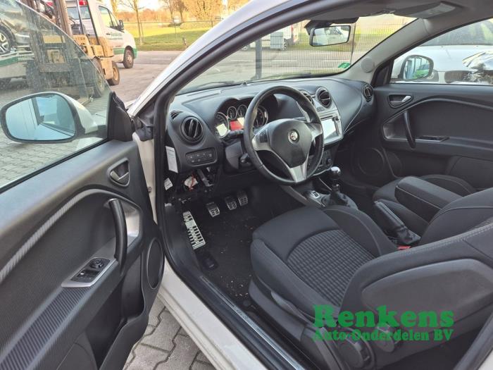 Alfa Romeo MiTo 1.4 Turbo 16V Sloopvoertuig (2009, Wit)
