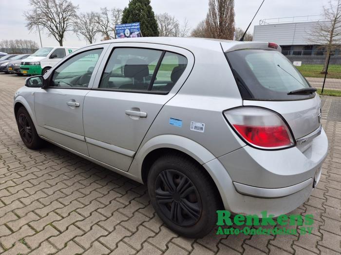 Opel Astra H 1.6 16V Twinport Sloopvoertuig (2004, Zilver)