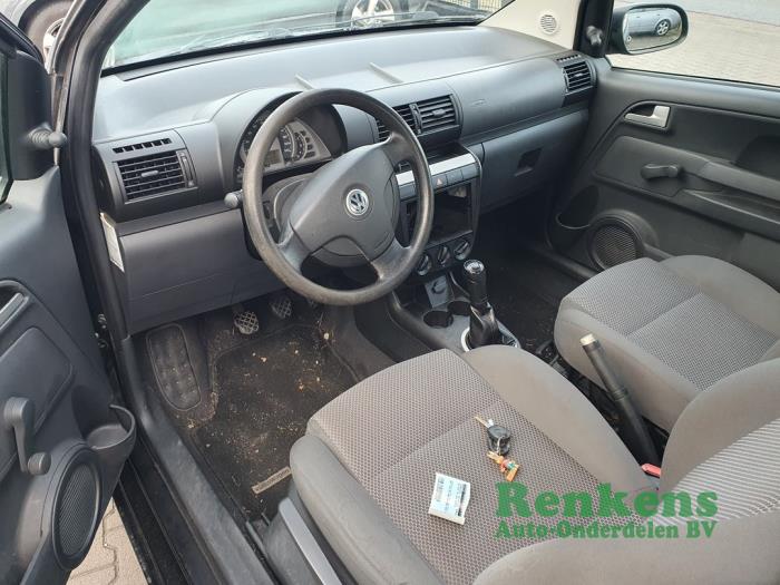 Volkswagen Fox 1.2 Sloopvoertuig (2007, Zwart)