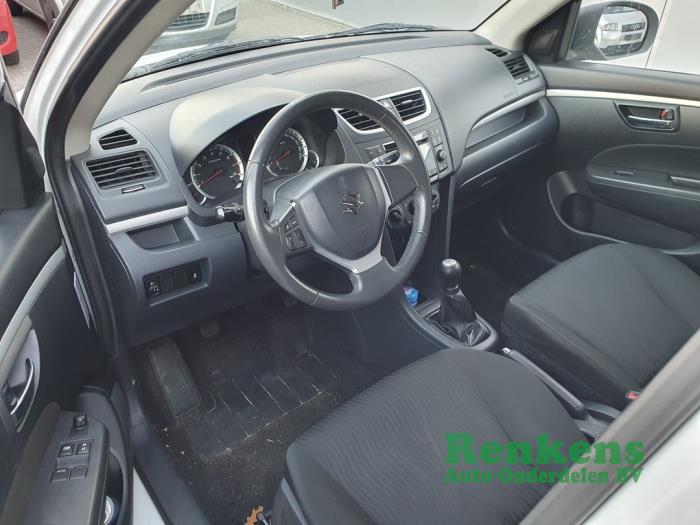 Suzuki Swift 1.2 16V Sloopvoertuig (2010, Wit)