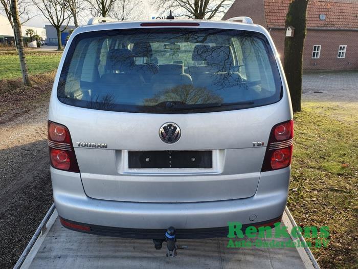 Volkswagen Touran 1.4 16V TSI 140 Sloopvoertuig (2009, Zilver)