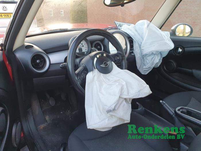 Mini Mini 1.6 Cooper D 16V Sloopvoertuig (2012, Rood, Wit)