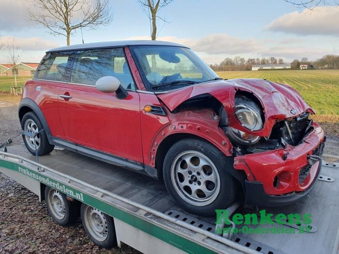 Mini Mini 1.6 Cooper D 16V Sloopvoertuig (2012, Rood, Wit)