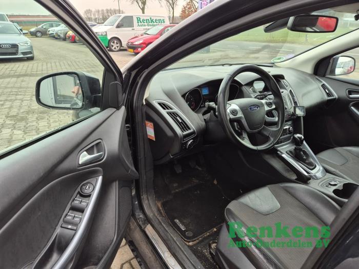 Ford Focus 3 1.6 Ti-VCT 16V 125 Sloopvoertuig (2011, Zwart)