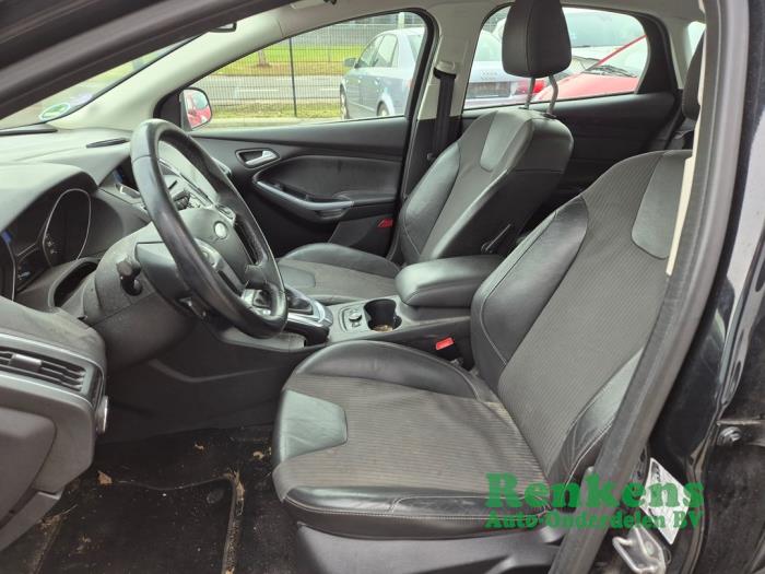 Ford Focus 3 1.6 Ti-VCT 16V 125 Sloopvoertuig (2011, Zwart)