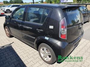 Daihatsu Sirion 2 1.0 12V DVVT Sloopvoertuig (2008, Zwart)