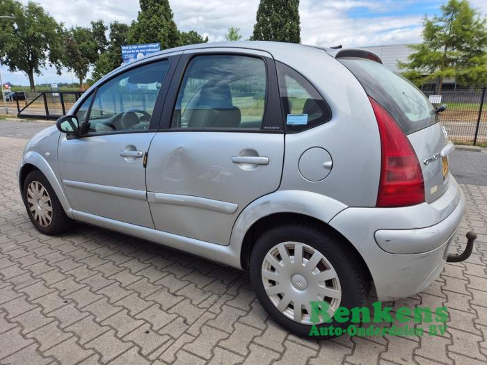 Citroen C3 1.4 Schadevoertuig (2004, Zilver)