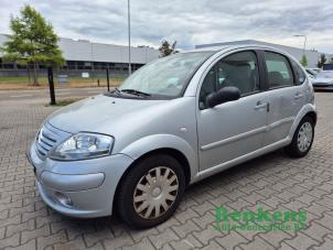 Citroen C3 1.4 Schadevoertuig (2004, Zilver)