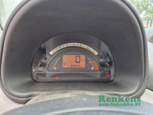 Citroen C3 1.4 Schadevoertuig (2004, Zilver)