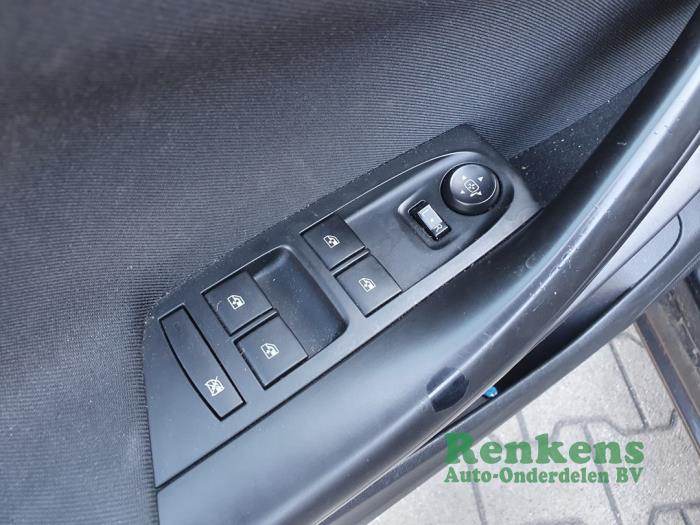Opel Astra K Sports Tourer 1.0 Turbo 12V Schadevoertuig (2016, Zwart)