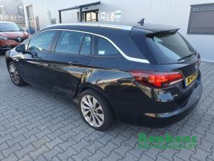 Opel Astra K Sports Tourer 1.0 Turbo 12V Schadevoertuig (2016, Zwart)