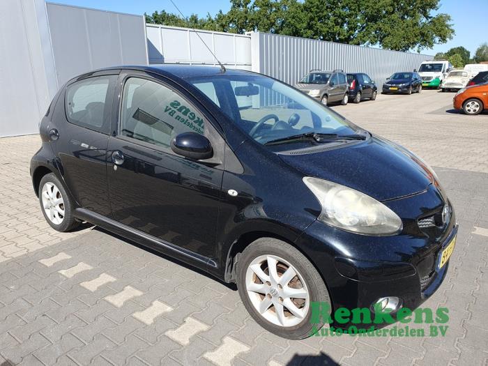 Toyota Aygo 1.0 12V VVT-i  (Schade)