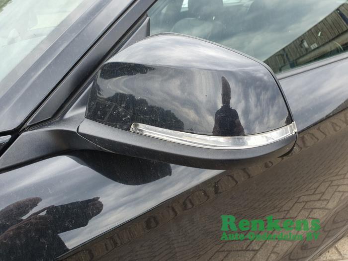 BMW 1 serie 116i 1.6 16V Schadevoertuig (2013, Zwart)