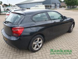 BMW 1 serie 116i 1.6 16V Schadevoertuig (2013, Zwart)