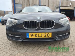 BMW 1 serie 116i 1.6 16V Schadevoertuig (2013, Zwart)