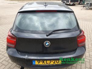 BMW 1 serie 116i 1.6 16V Schadevoertuig (2013, Zwart)