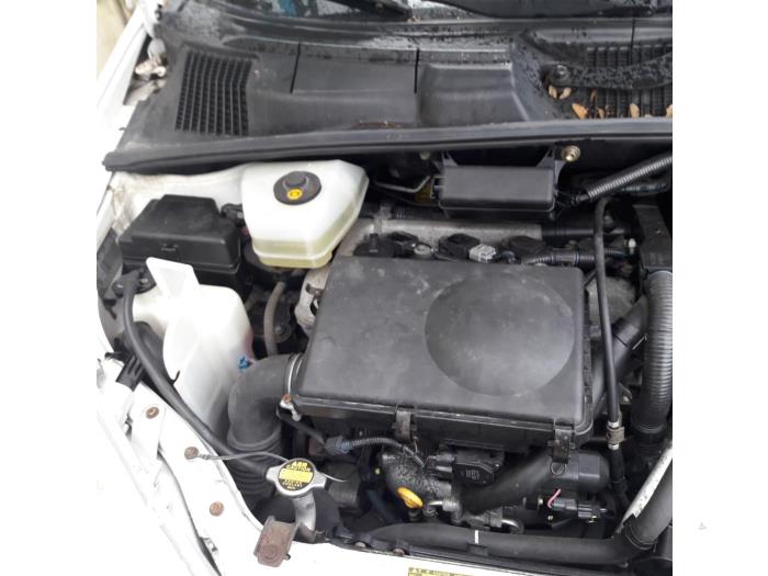 Toyota Prius Sloopvoertuig (2000, Wit)