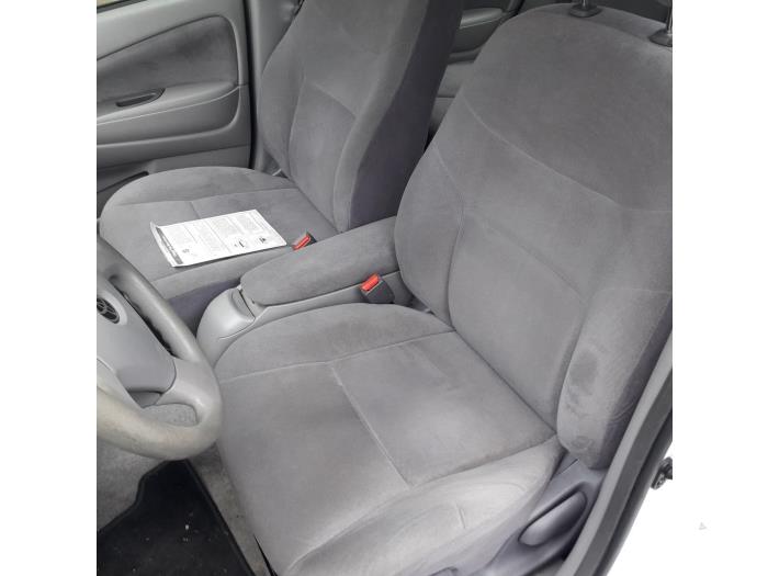 Toyota Prius Sloopvoertuig (2000, Wit)