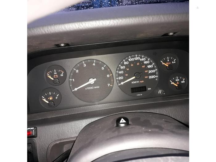 Jeep Grand Cherokee 4.7i V8 Sloopvoertuig (1999, Beige)
