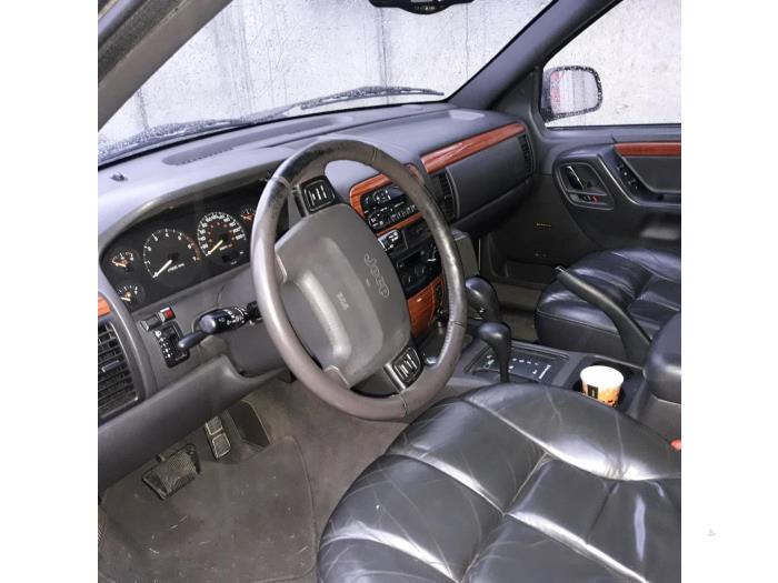 Jeep Grand Cherokee 4.7i V8 Sloopvoertuig (1999, Beige)