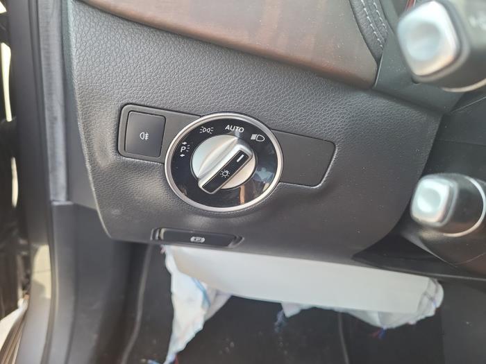 Mercedes B 1.6 B-200 BlueEFFICIENCY Turbo 16V Sloopvoertuig (2015, Grijs)