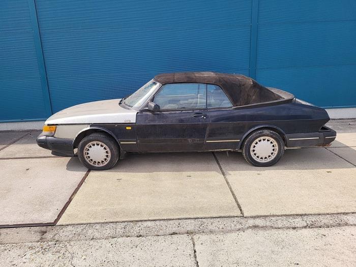 Saab 900 I 2.0 i 16V Sloopvoertuig (1992, Zwart)