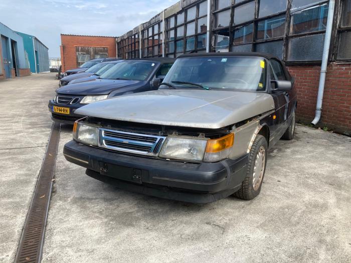 Saab 900 I 2.0 i 16V Sloopvoertuig (1992, Zwart)