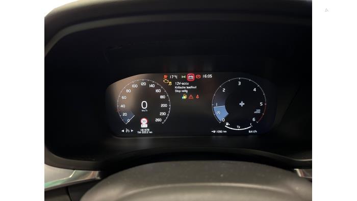 Volvo V60 II 2.0 D3 16V Sloopvoertuig (2018, Grijs)