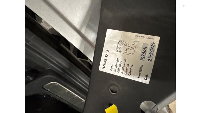 Volvo V60 II 2.0 D3 16V Sloopvoertuig (2018, Grijs)