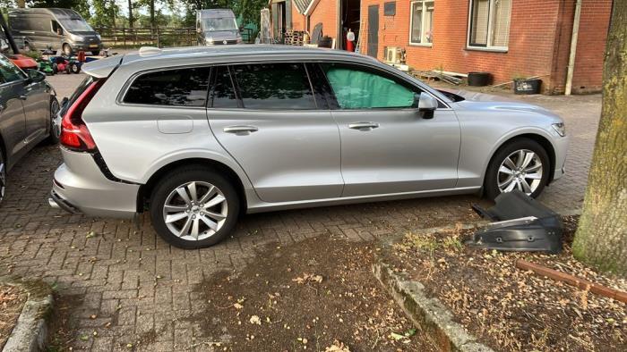 Volvo V60 II 2.0 D3 16V Sloopvoertuig (2018, Grijs)