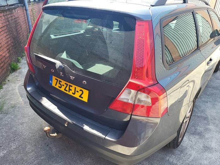 Volvo V70 2.4 D 20V Occasion (2008, Grijs)