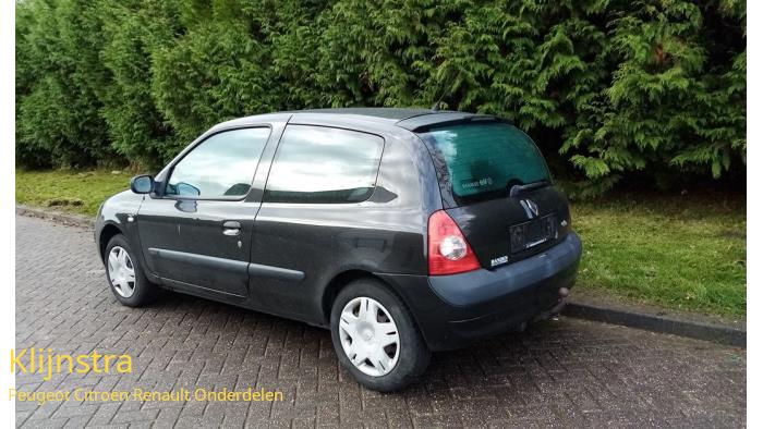 Renault Clio II 1.2 16V Sloopvoertuig (2003, Zwart)