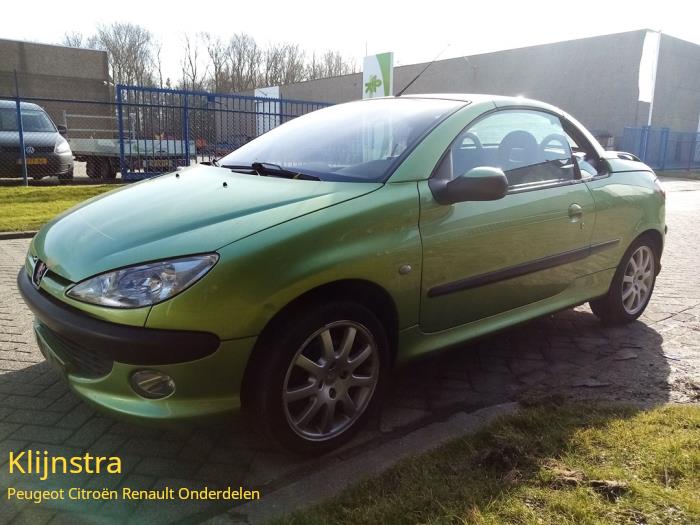 Peugeot 206 CC 2.0 16V Sloopvoertuig (2001, Groen)