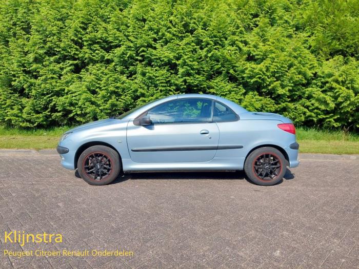 Peugeot 206 CC 1.6 16V Sloopvoertuig (2002, Grijs)