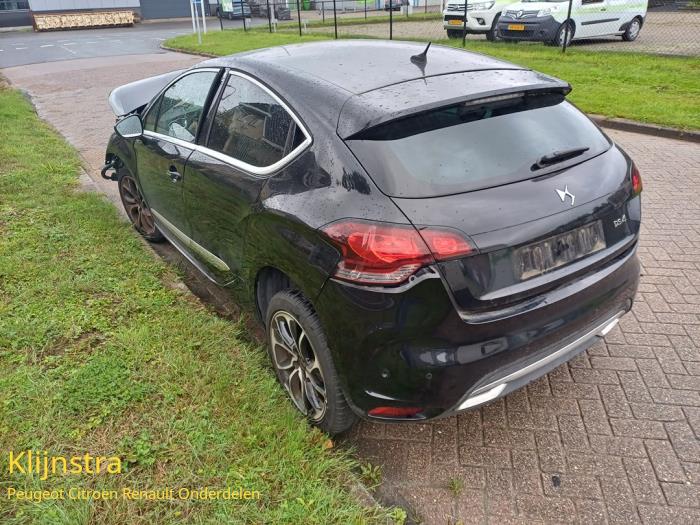 Citroen DS 4/DS 4 Crossback 1.6 16V THP 165 Sloopvoertuig (2018, Zwart)