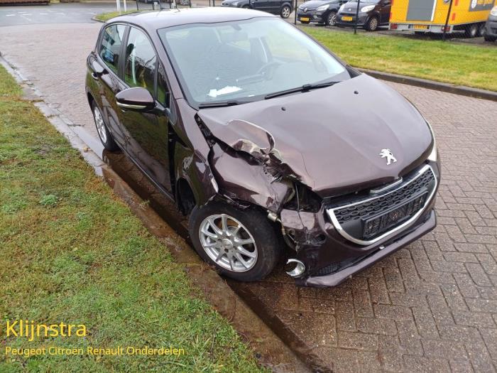 Peugeot 208 I 1.0 Vti 12V PureTech Sloopvoertuig (2013, Bruin)