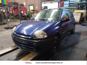 Demontage auto Renault Clio 1998-2016 204489 Demontage auto Renault Clio 1998-2016 204489