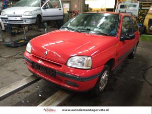 Demontage auto Renault Clio 1990-1998 210533 Demontage auto Renault Clio 1990-1998 210533