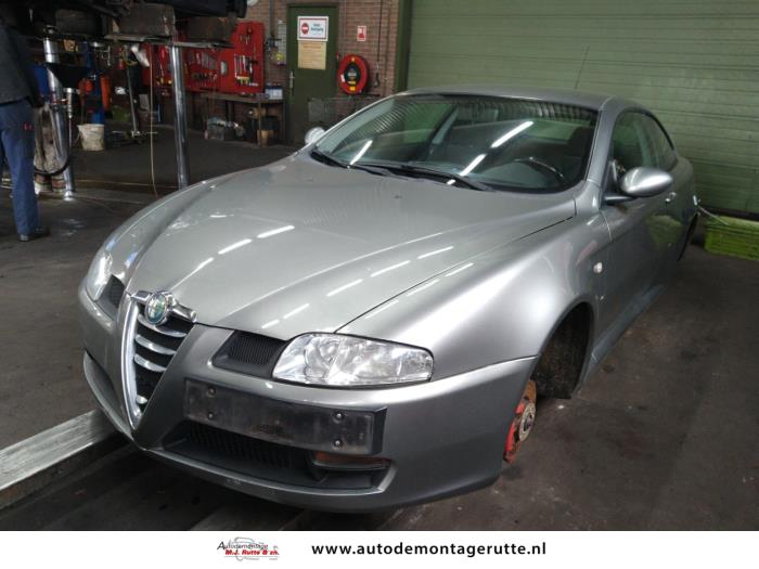 Demontage auto Alfa Romeo GT 2003-2010 1200