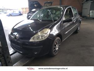 Demontage auto Renault Clio 2005-2014 211282 Demontage auto Renault Clio 2005-2014 211282