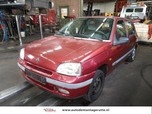 Demontage auto Renault Clio 1990-1998 211315 Demontage auto Renault Clio 1990-1998 211315
