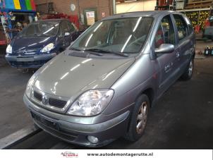Demontage auto Renault Megane Scenic 1999-2003 213306 Demontage auto Renault Megane Scenic 1999-2003 213306