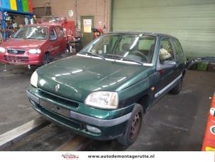 Demontage auto Renault Clio 1990-1998 213393 Demontage auto Renault Clio 1990-1998 213393